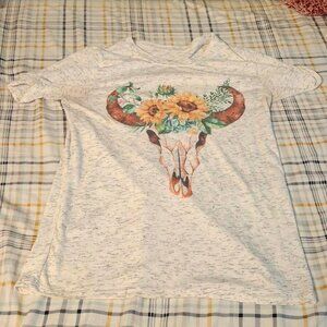 bundle of 2 Tshirts
